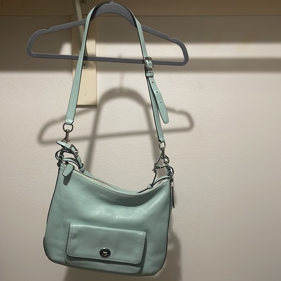 COACH bag Beautiful and unique shoulder bag - Picture 13 of 14